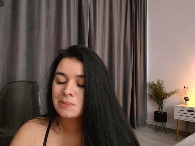 Ava-Monroee