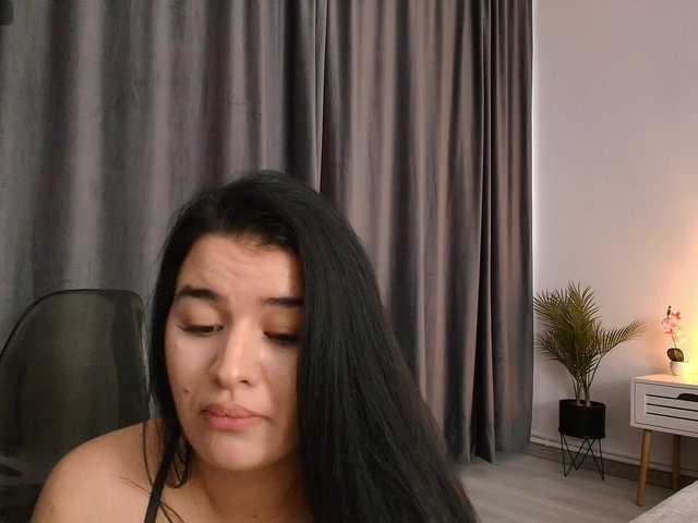 Ava-Monroee