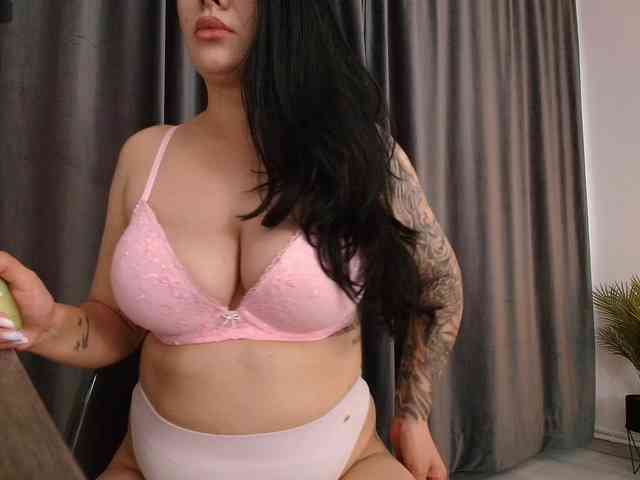 Ava-Monroee