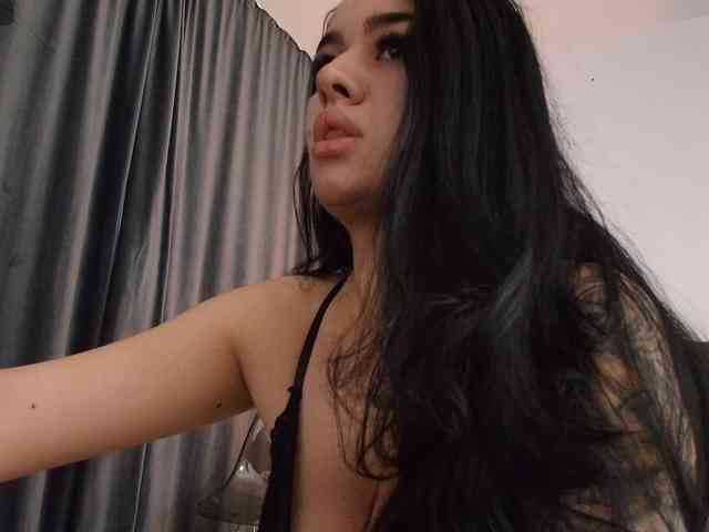 Ava-Monroee Ava-Monroee