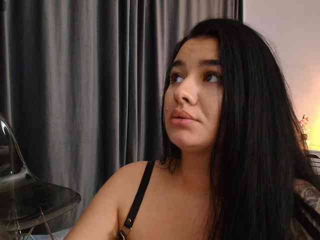 Ava-Monroee