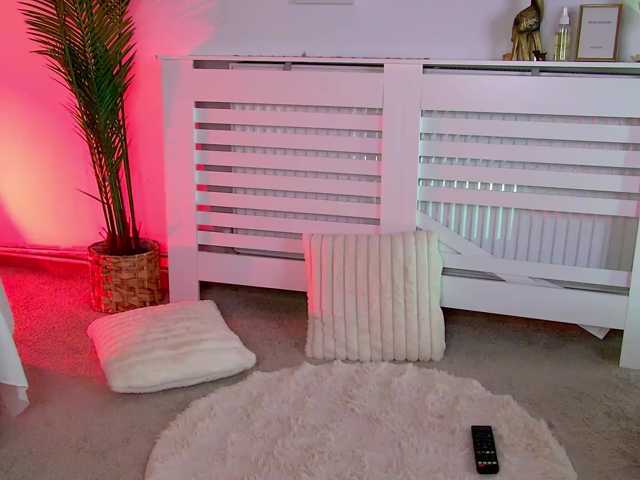 IsadoraReyes live cam on BongaCams