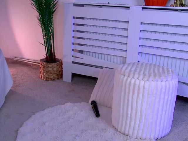 IsadoraReyes live cam on BongaCams