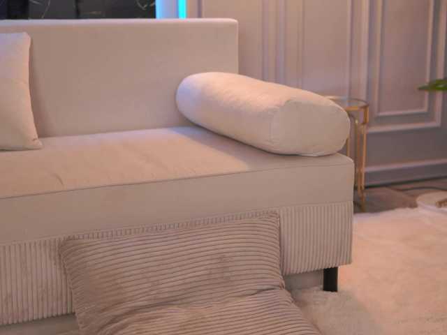 IsadoraReyes live cam on BongaCams