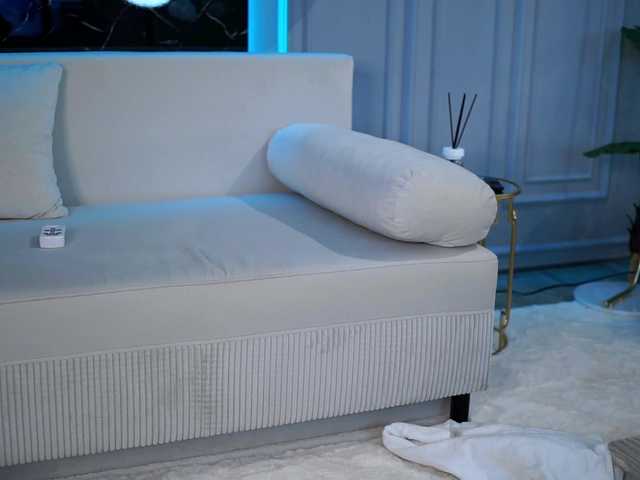 IsadoraReyes live cam on BongaCams