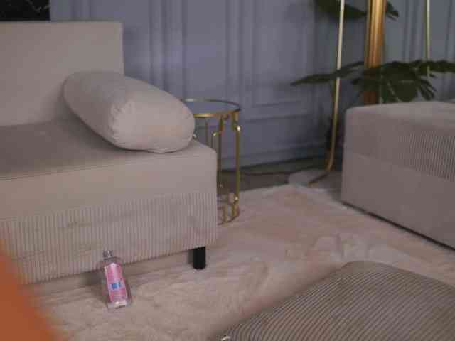 IsadoraReyes webcam