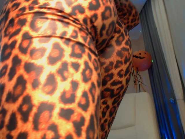 Ramond18 live cam on BongaCams