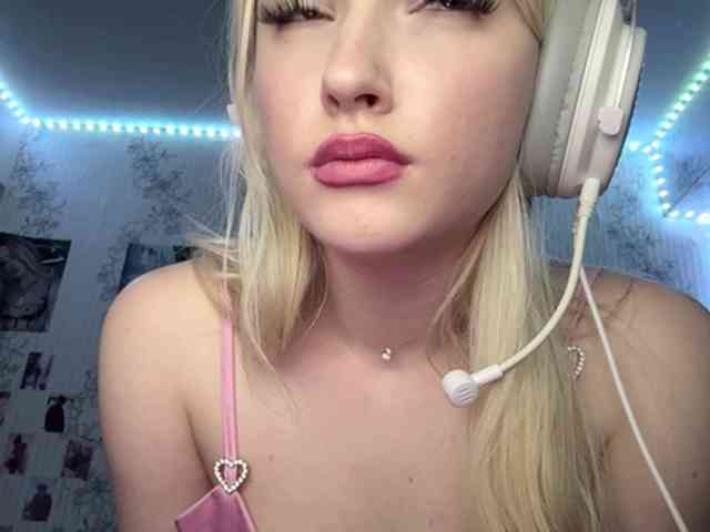 NikaMii webcam