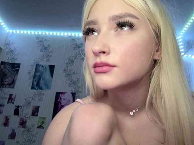 NikaMii webcam