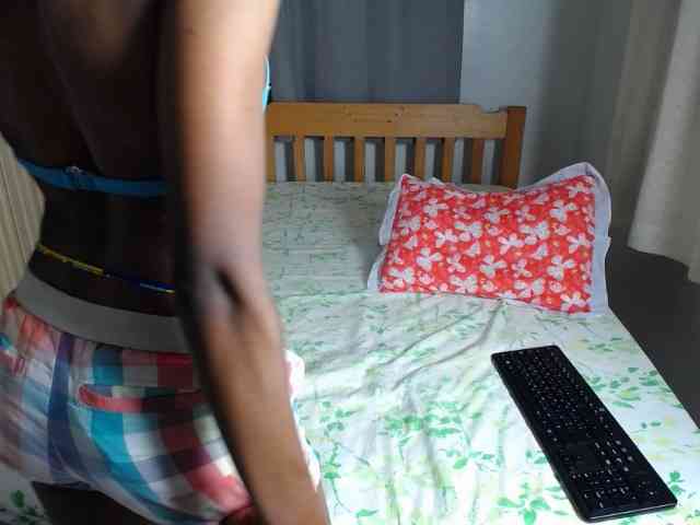 VelvetDesirea webcam