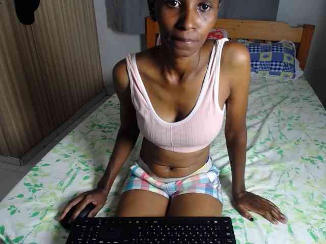 VelvetDesirea webcam