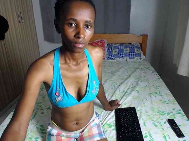 VelvetDesirea webcam
