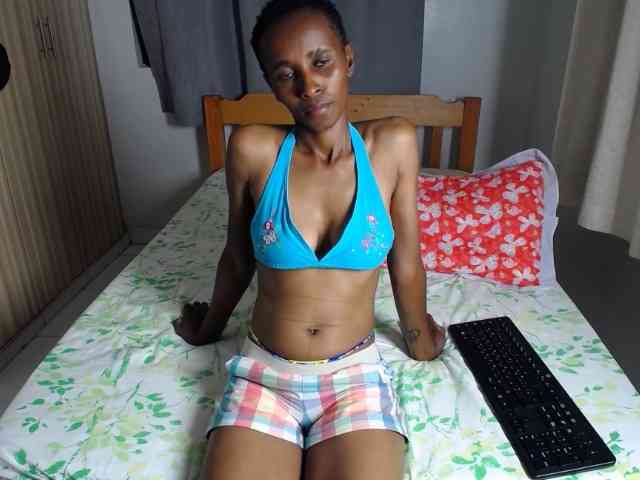 VelvetDesirea webcam