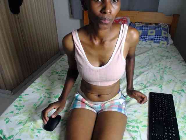 VelvetDesirea webcam