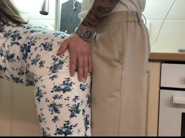 neighborzone live cam on BongaCams