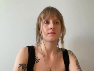 LaraWetDream