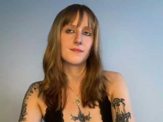LaraWetDream live webcam show