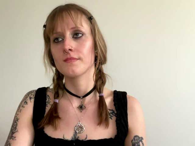 LaraWetDream live cam on BongaCams