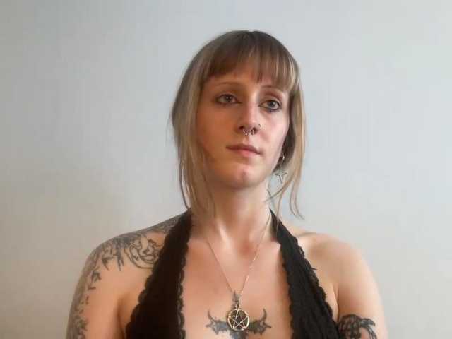 LaraWetDream live cam on BongaCams