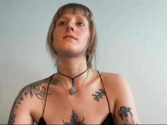 LaraWetDream live cam on BongaCams