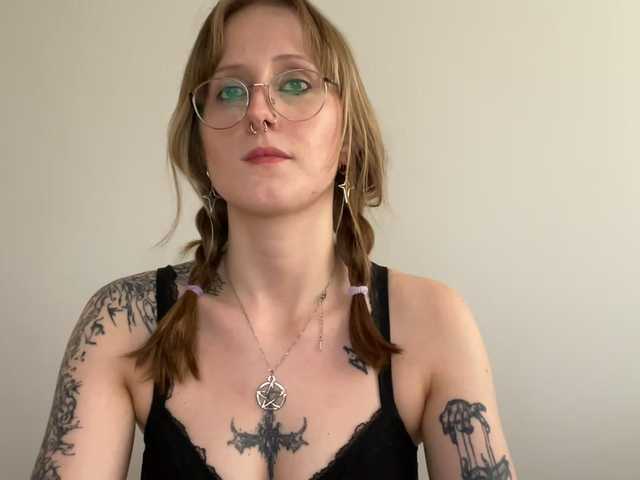 LaraWetDream live cam on BongaCams