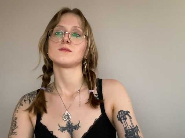 LaraWetDream live cam on BongaCams