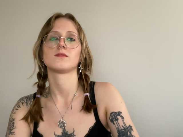 LaraWetDream live cam on BongaCams