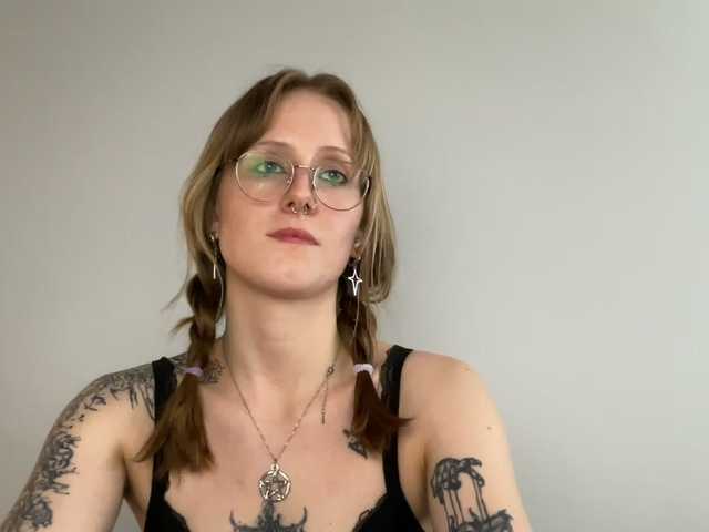 LaraWetDream live cam on BongaCams