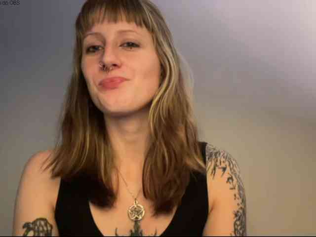 LaraWetDream webcam