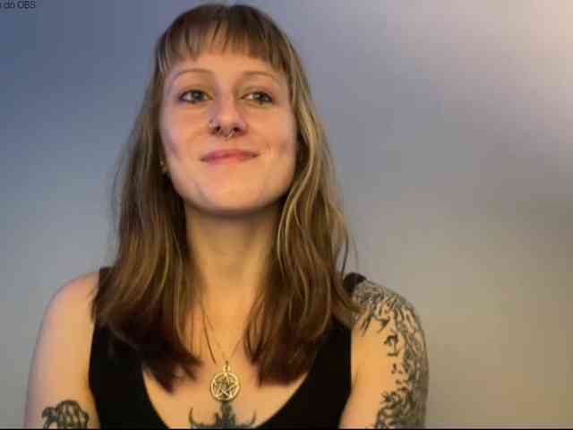LaraWetDream webcam