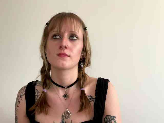 LaraWetDream LaraWetDream