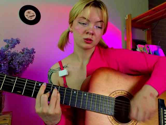 Melinakittyy webcam
