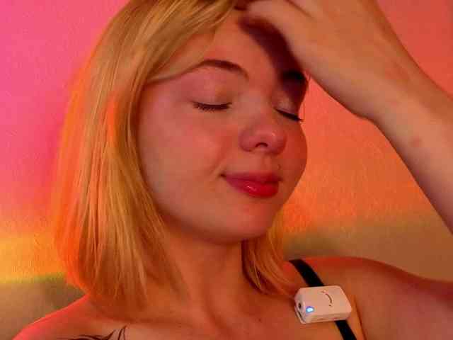 Melinakittyy webcam