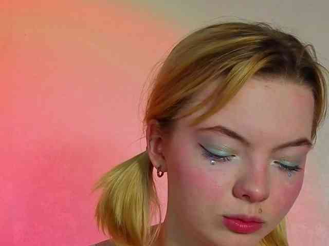 Melinakittyy webcam