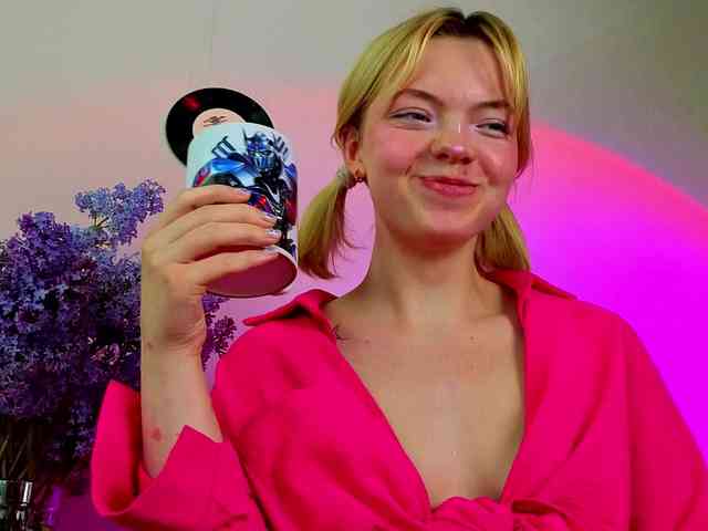Melinakittyy webcam