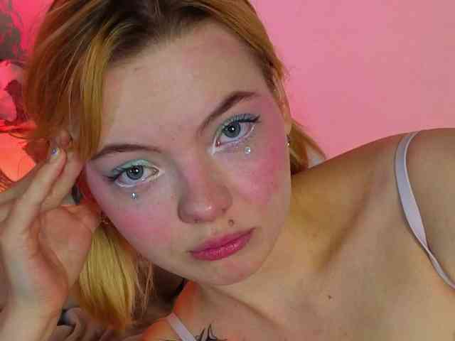 Melinakittyy webcam