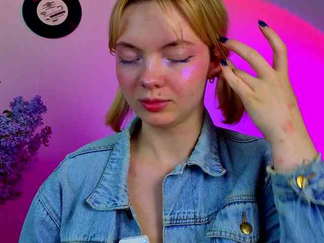 Melinakittyy webcam