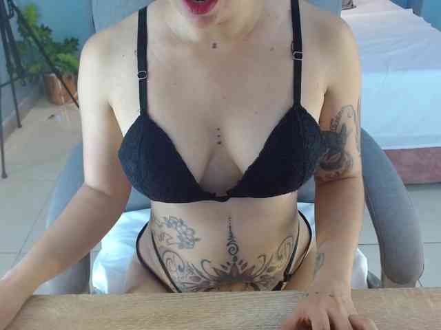 Annablake webcam