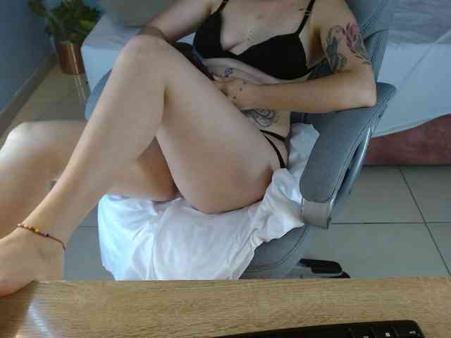 Annablake webcam