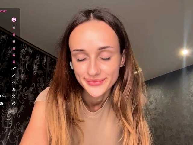 LudivinaCarrilo live cam on BongaCams