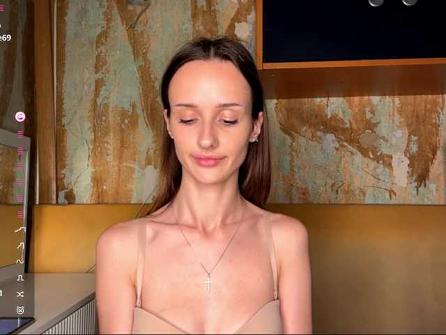 LudivinaCarrilo live cam on BongaCams