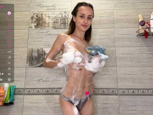 LudivinaCarrilo live cam on BongaCams