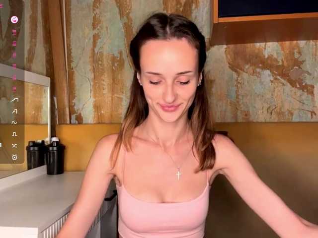 LudivinaCarrilo live cam on BongaCams