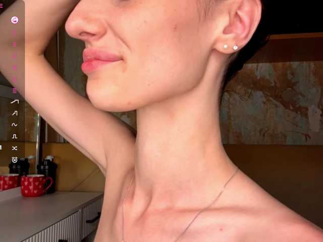 LudivinaCarrilo live cam on BongaCams
