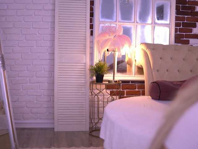 MetishaDusk live cam on BongaCams