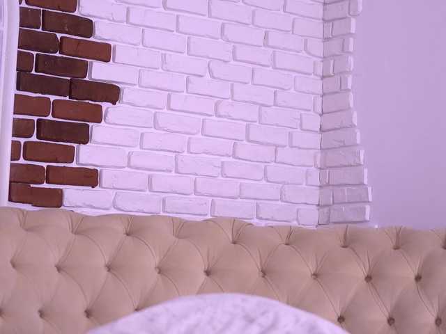 MetishaDusk live cam on BongaCams