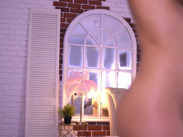 MetishaDusk live cam on BongaCams