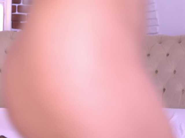 MetishaDusk live webcam show