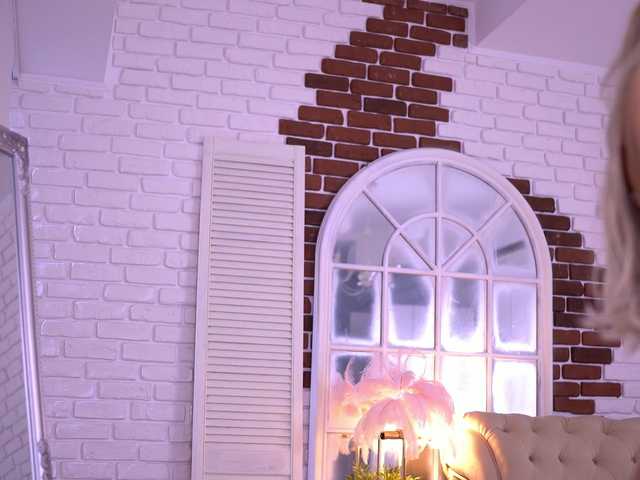 MetishaDusk live cam on BongaCams