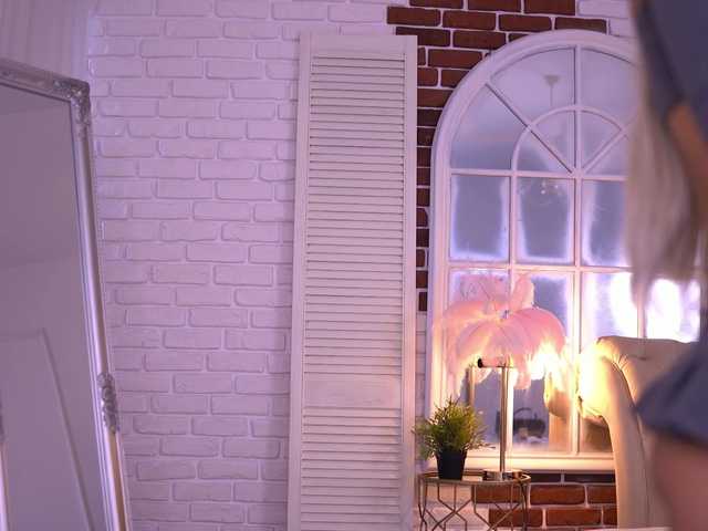 MetishaDusk live cam on BongaCams